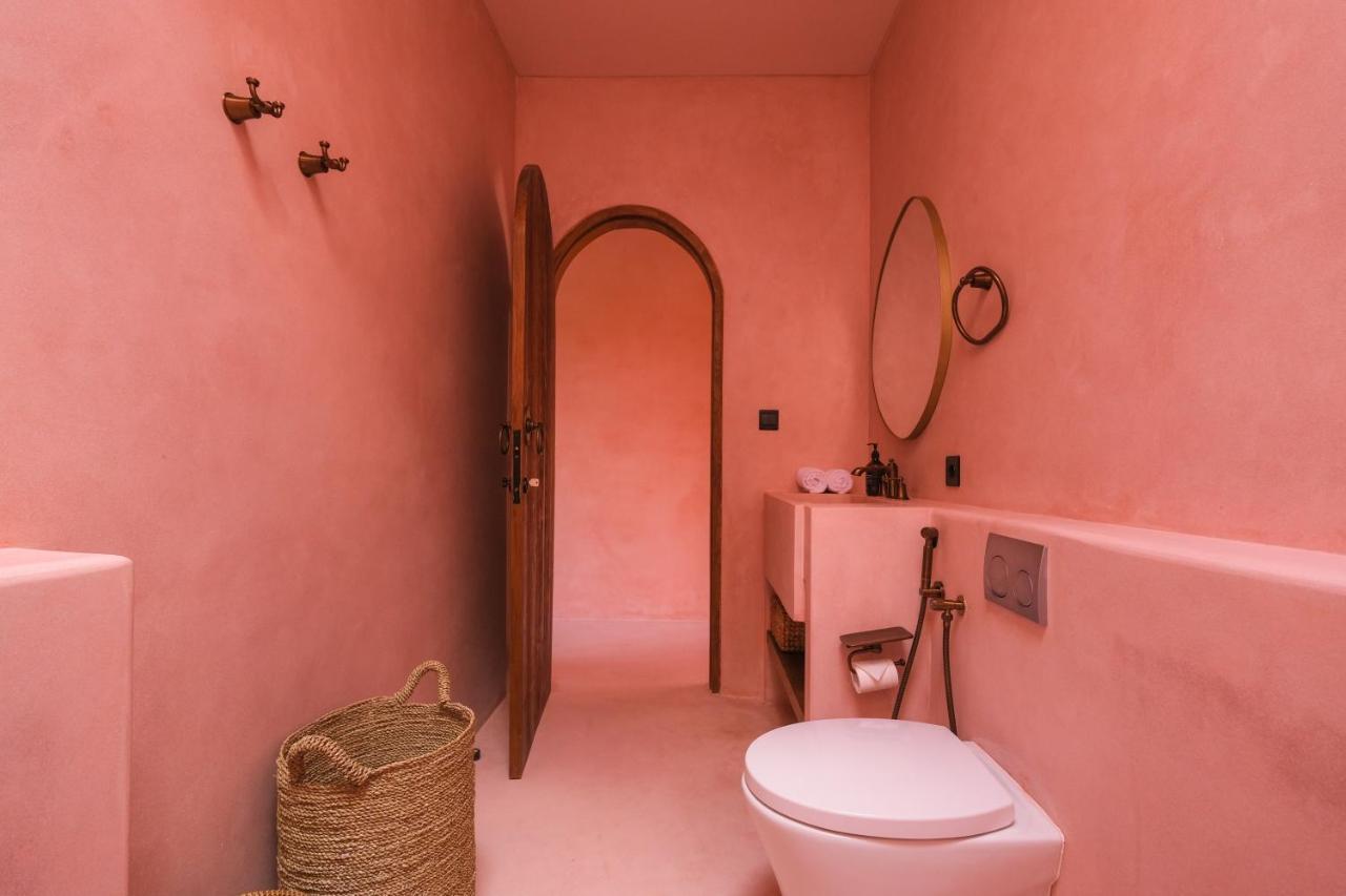 Villa Ella June